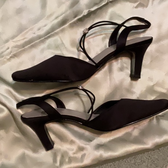 Mootsies Tootsies Black Women's Shoes - Picture 4 of 4